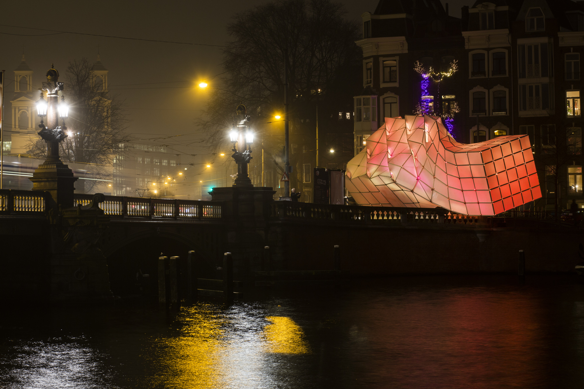 UNStudio and MDT-tex realise the Eye_Beacon Pavilion for the Amsterdam Light Festival