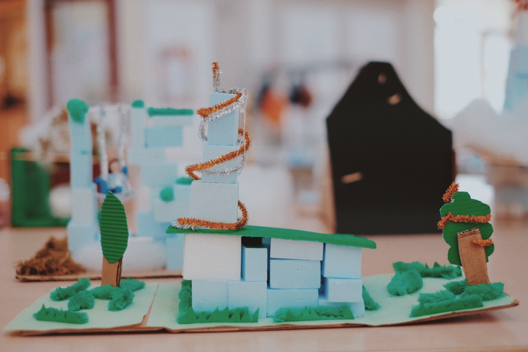 UNStudio introduces kids to architecture at the IMC Weekendschool