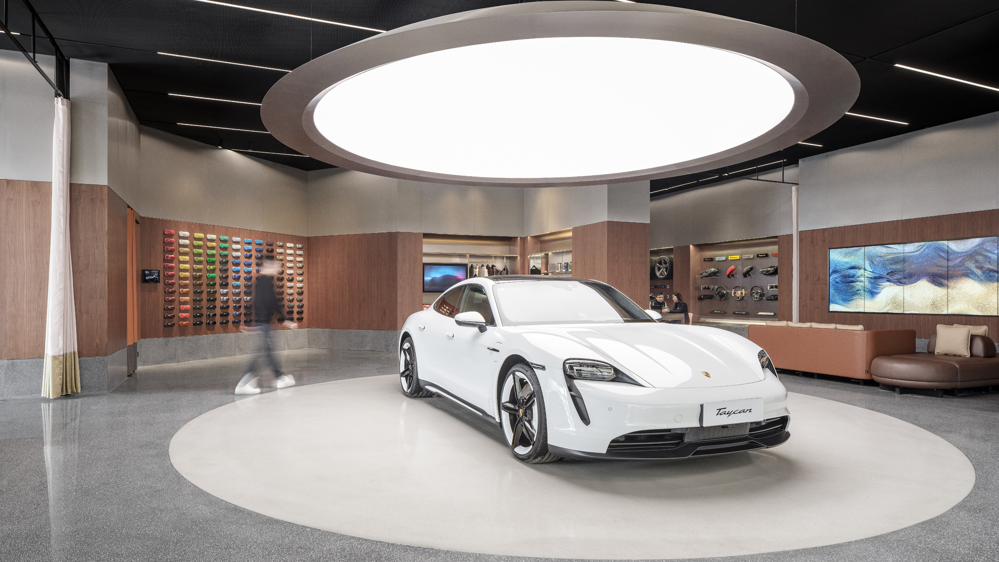Porsche Retail Experience - UNStudio